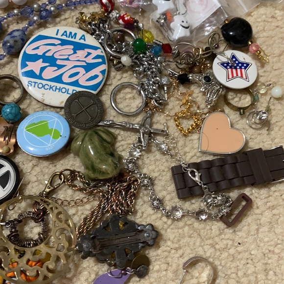 🖤JUNK JEWELRY FOR CRAFT PURPOSE 3 - Picture 6 of 13